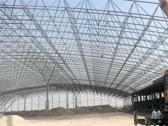 巴中钢厂料仓网架工程